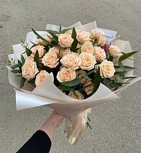 Букет Кремовые розы Латте в Сунже Республики Северная Осетия-Алания